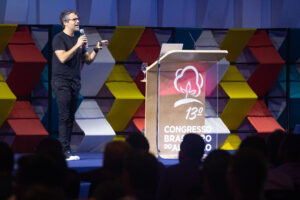 Metaverso e interações humanas no palco do 13º Congresso Brasileiro do Algodão