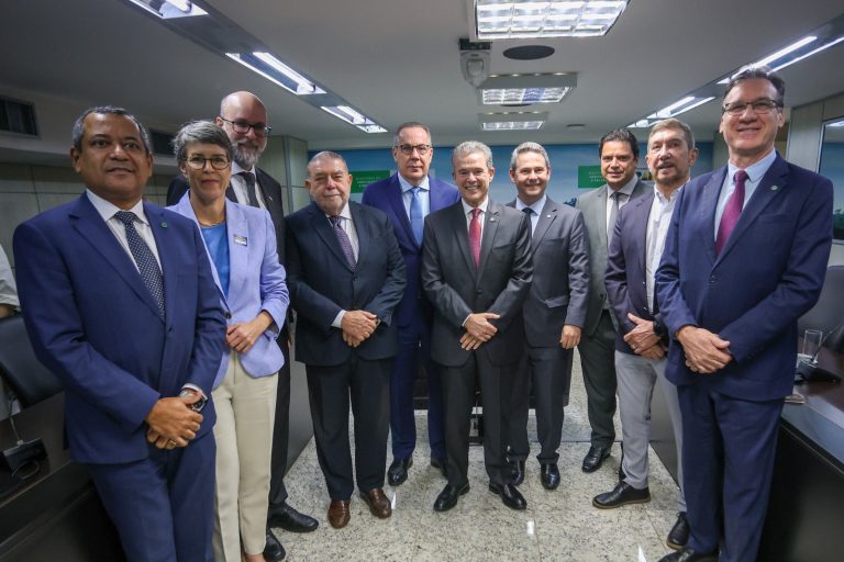MAPA lança sistema para modernizar e integrar registro de defensivos e bioinsumos no Brasil